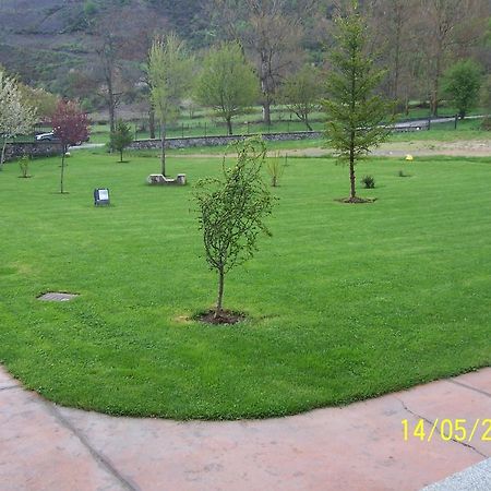 Hotel La Mora Villaseca de Laciana Kültér fotó