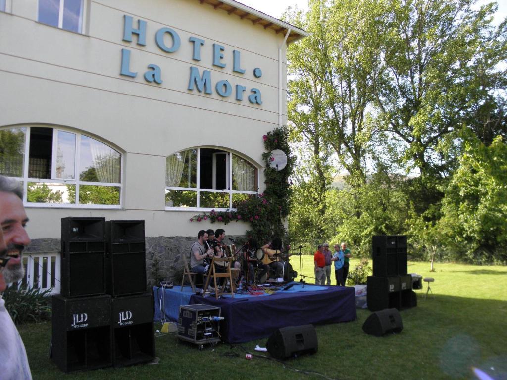 Hotel La Mora Villaseca de Laciana Kültér fotó