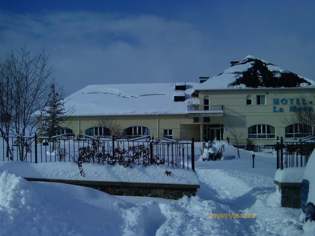Hotel La Mora Villaseca de Laciana Kültér fotó